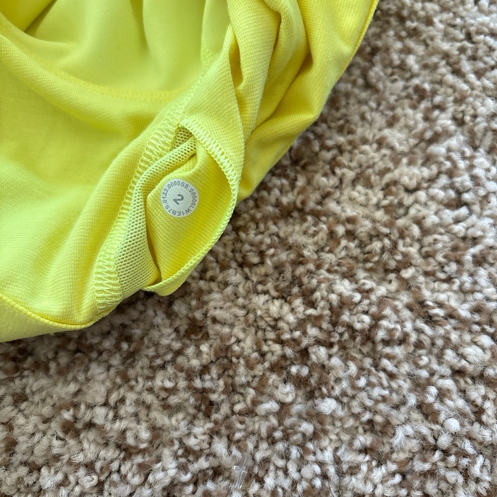 Lululemon Tank Top - Picture 3 of 3